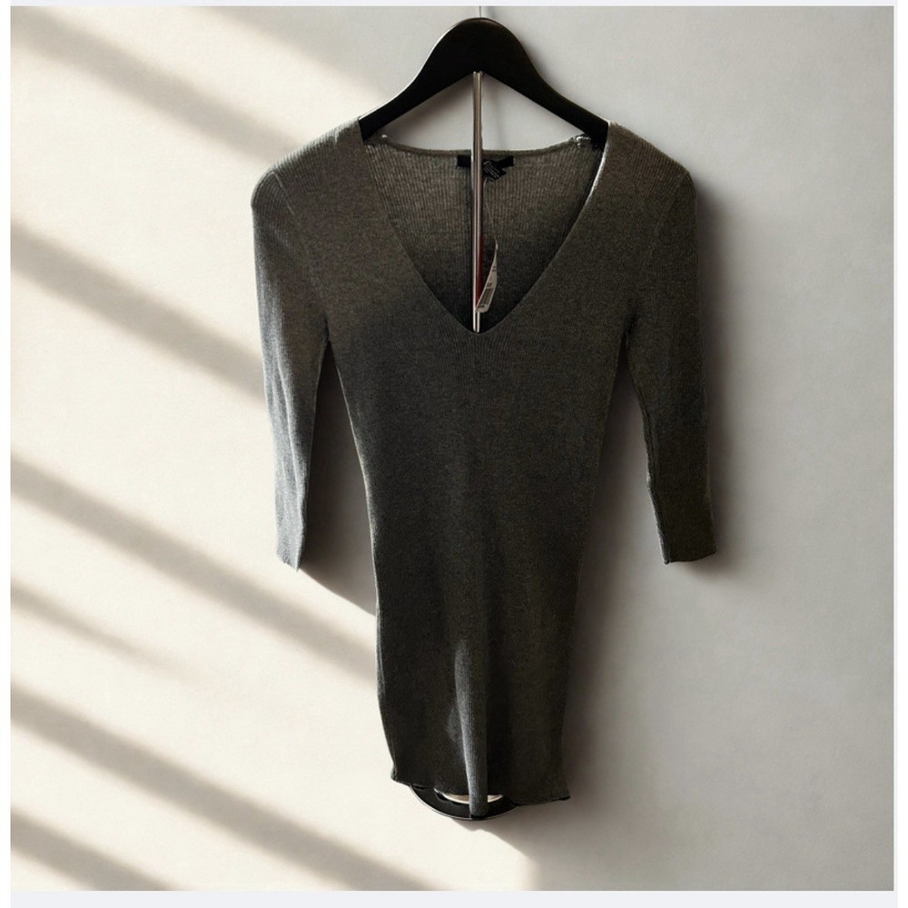 Forever 21 Womens Heather Grey Ribbed Knit V-Neck‎ Bodycon Mini Dress Size S NWT